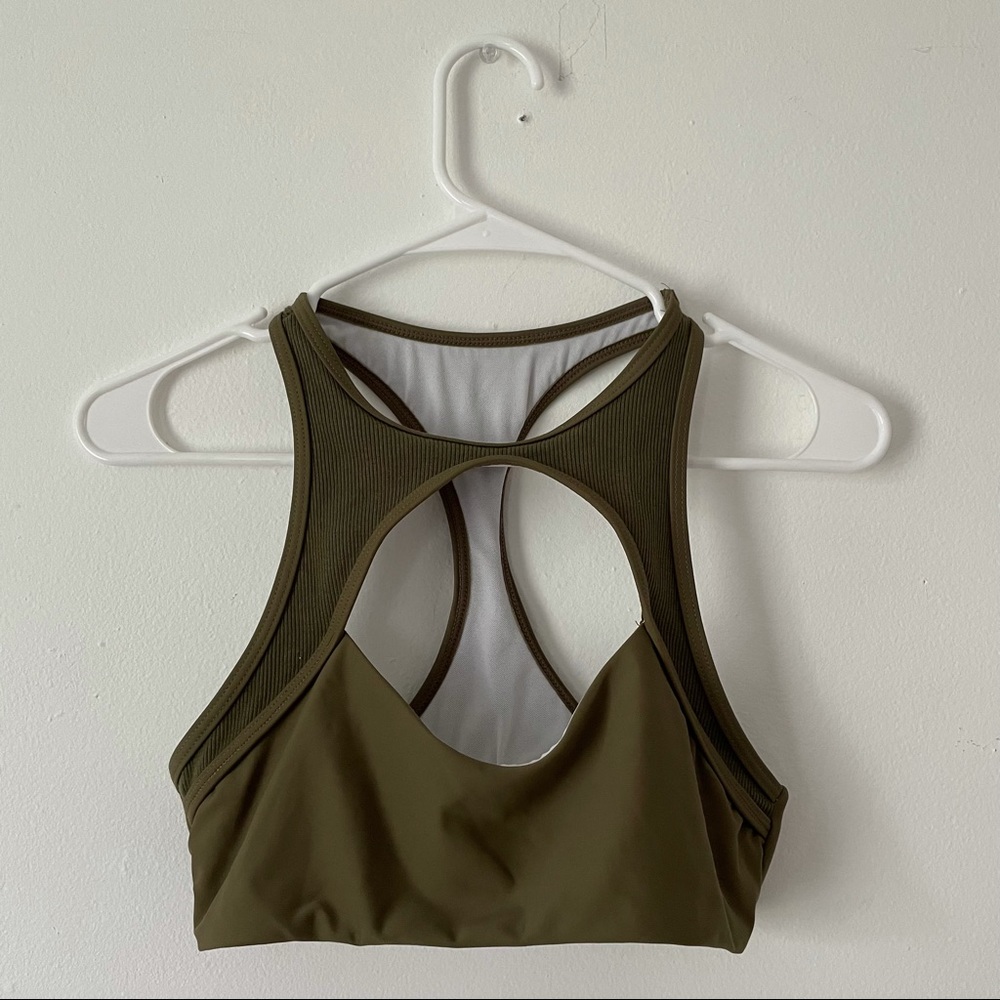 olive sports bra 🫒